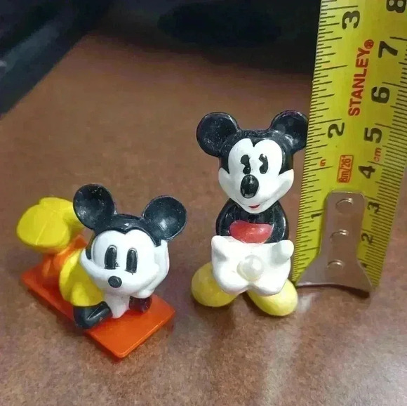 Disney Malaysia Vintage Mickey Mouse Holding Gem and plastic lying  down Mickey - Picture 5 of 5